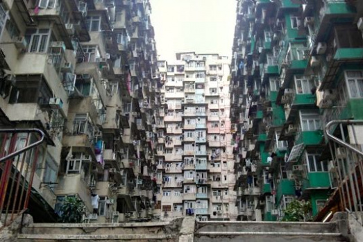 Hong Kong Monster Building Canavar Binalar 5