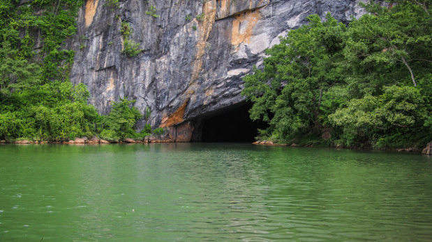 Dünyanın En Büyük Mağarası "Son Doong Mağarası" 1