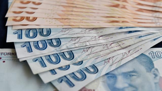 İş Bankası faizsiz taksitli 5000 TL nakit verecek! Mobilden başvuranların anında hesabında 1