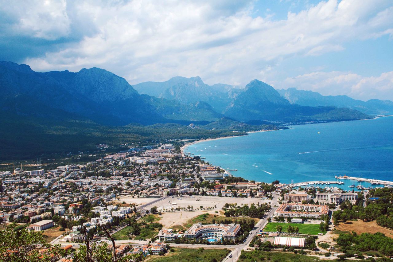 Turizmcinin Yüzü Güldü! Kemer Nüfusunun 4 Katı Yerli Yabancı Turist Ağırladı 2