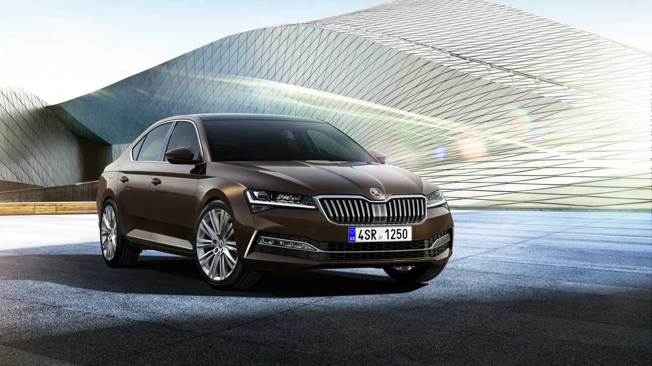 Skoda Superb fiyatları çıldırdı! Ağustos zammı sonrası yeni fiyat listesi! 3