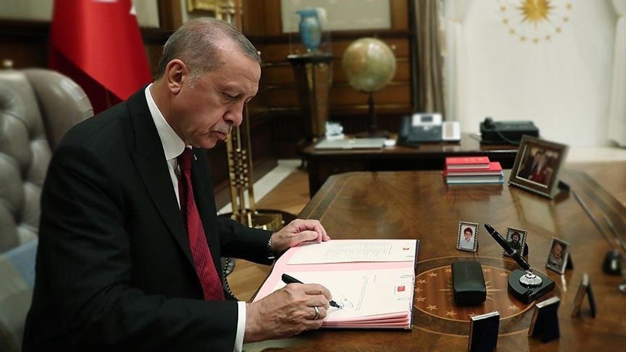 Cumhurbaşkanı Erdoğan'ın İmzaladığı Atama Kararları Resmi Gazete'de! TSK'da terfi ettirilen generallerin listesi! 1