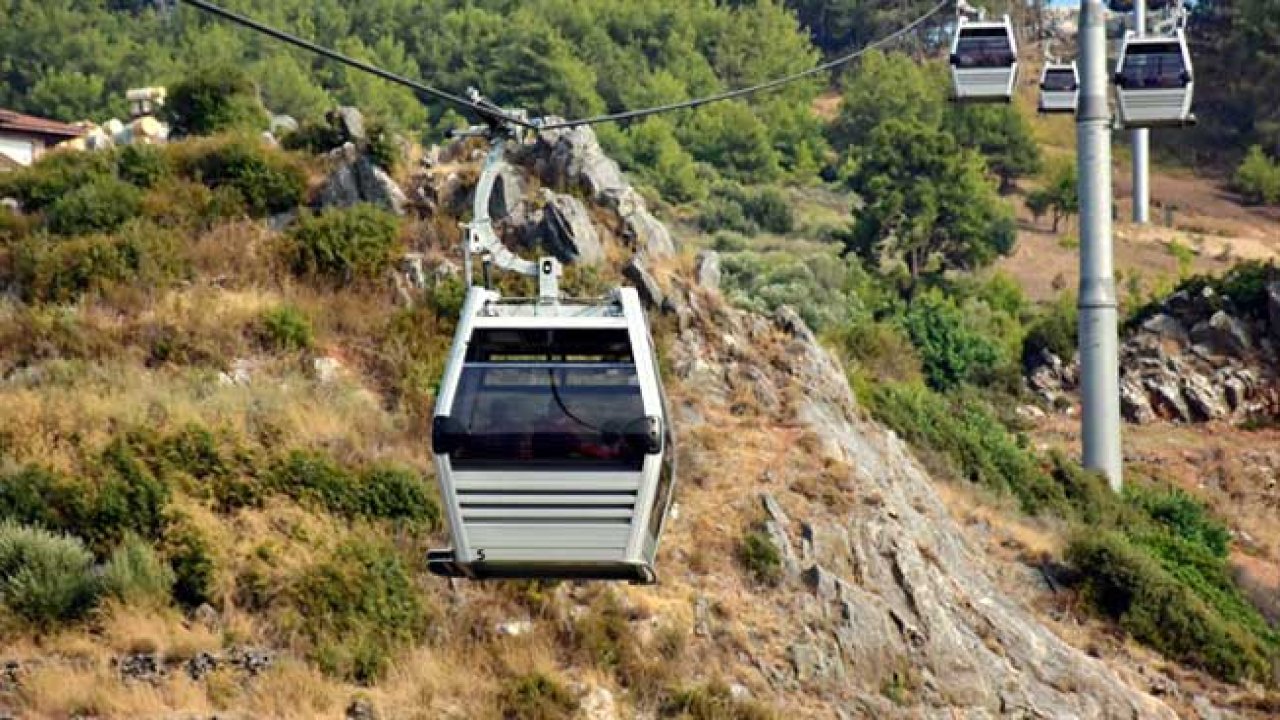 Alanya Teleferiği Tam 37 Yıl Sonra Hizmete Başladı