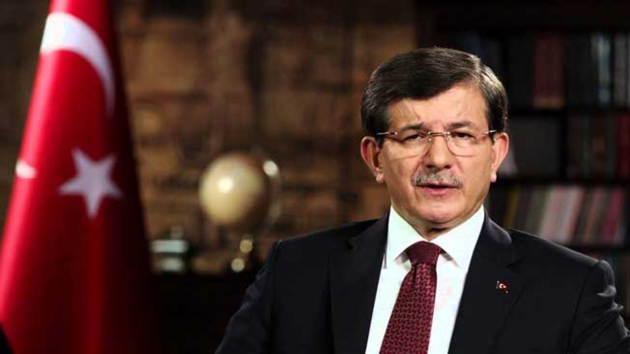 'Eski Başbakan Ahmet Davutoğlu Meclis Başkanı Oluyor'