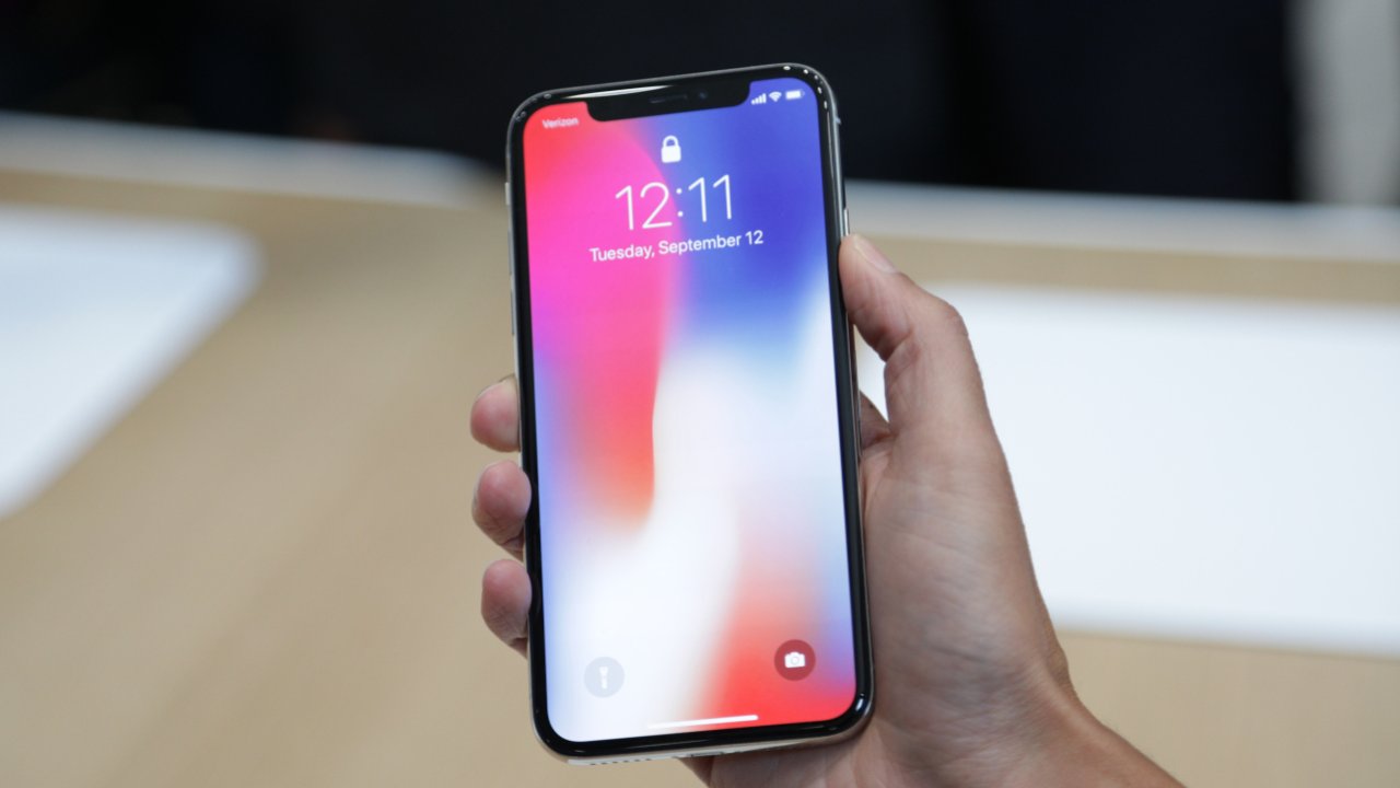 iPhone 8 Satışlarda iPhone X'i Solladı!