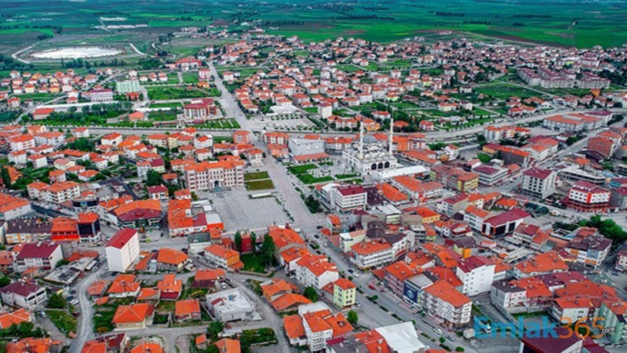 Sivas Şarkışla Belediyesi 8 Adet Arsayı 90.000 TL'den Başlayan Tahmini Satış Fiyatıyla Satışa Çıkardı!