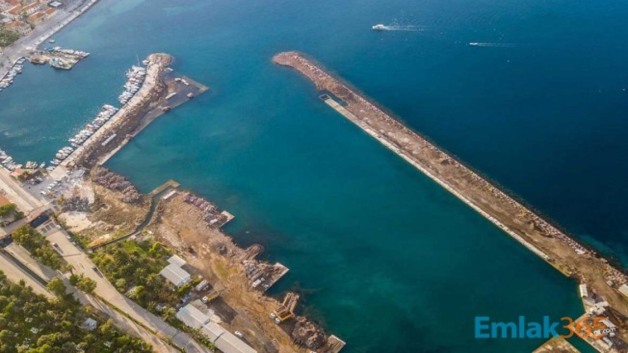 Ulaştırma ve Altyapı Bakanlığı İzmir Yeni Foça Yat Limanı Projesi İhalesini Erteledi!