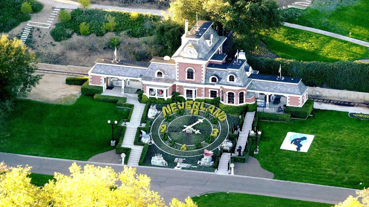 Michael Jackson'ın Çocuk Tacizi İddialarına Maruz Kalan Neverland Çiftliği Satış Fiyatı İle Şok Etti!