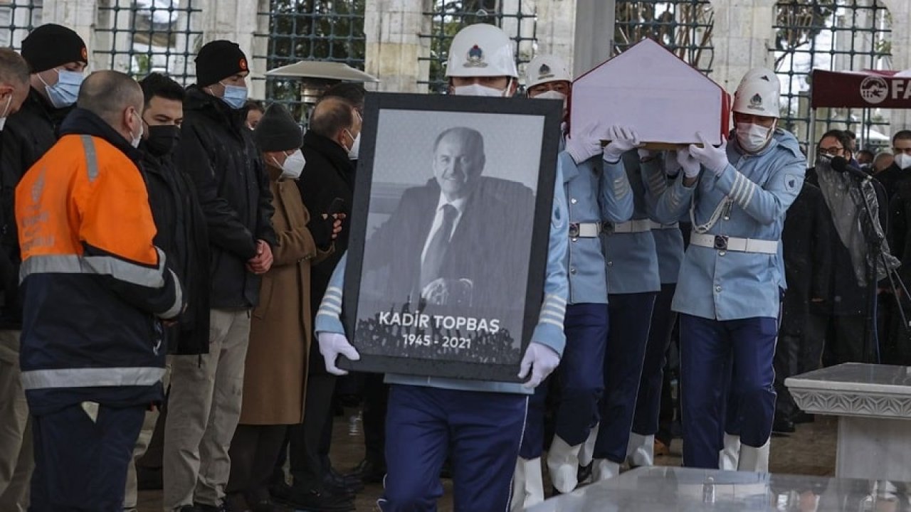 Kadir Topbaş Sevenleri ve Ailesi Tarafından Son Yolculuğuna Uğurlandı!