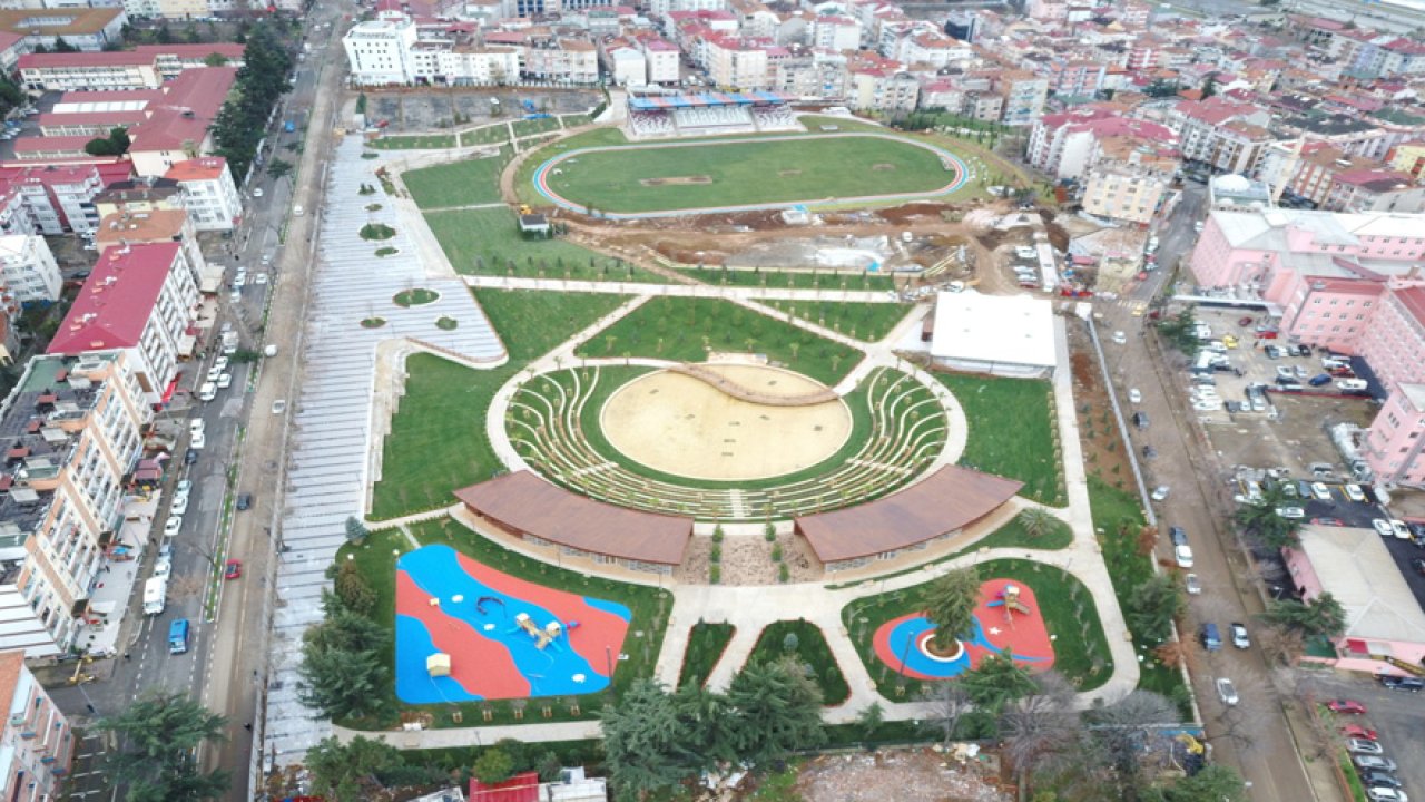 Trabzon Hüseyin Avni Aker Millet Bahçesi 1. Etabı Tamamlandı!