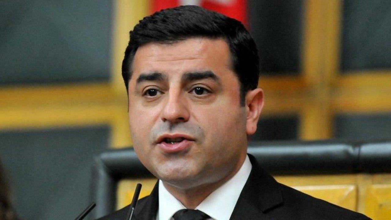 Cumhurbaşkanına Hakaret Suçundan Yargılanan Selahattin Demirtaş'a Hapis Cezası Verildi!