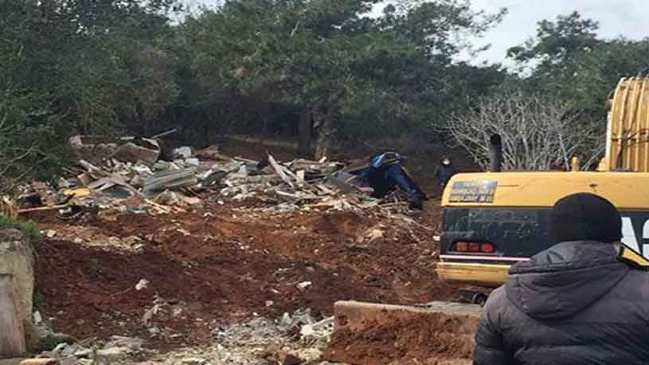 Heybeliada ve Burgazada'da Yıkım Gerginliği! Tüm Ahırlar Yıkıldı