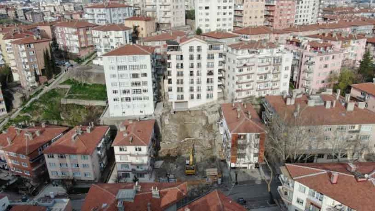 Ankara'da Facianın Eşiğinden Dönüldü! Temeli Kayan Apartman Nedeni İle 21 Bina Boşaltıldı