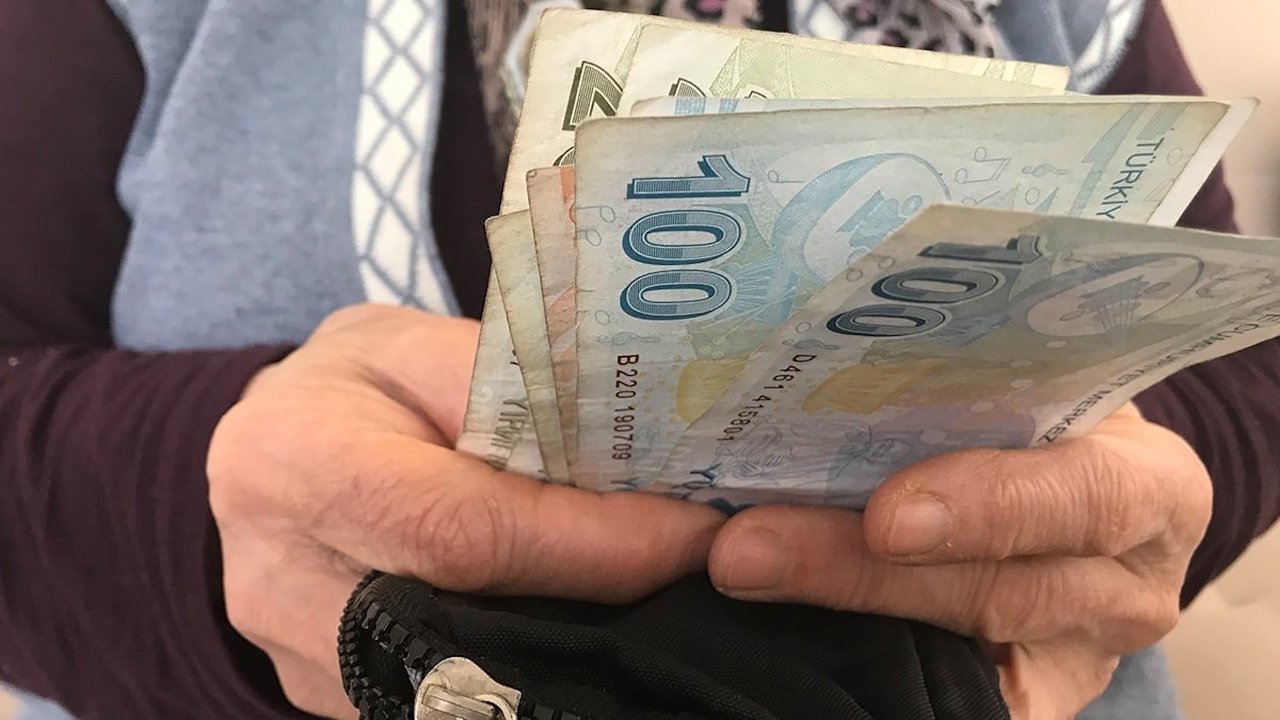 Kredi Notu Düşük Olanlar Üzülmesin! Halkbank Kredi Notu Düşük Olanlara Kolay Kredi Kampanyasını Açıkladı!