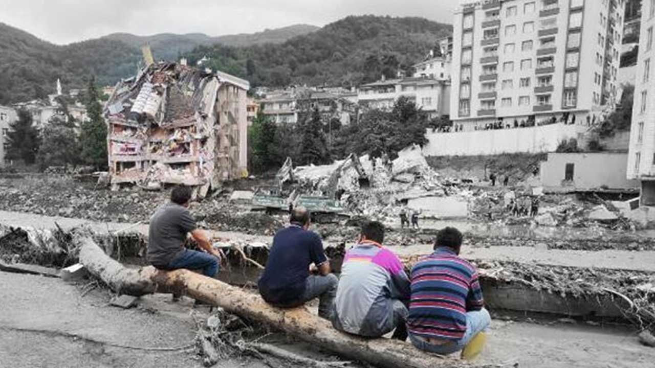 Selde Çöken Ölçer Apartmanının Müteahhidinin Mal Varlığına Tedbir Konuldu