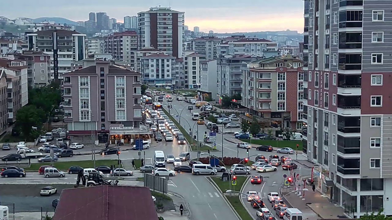 Ev Kiraları İki Katına Çıktı, Emlakçılar İsyan Etti: Fırsatçılık Yapıyorlar!