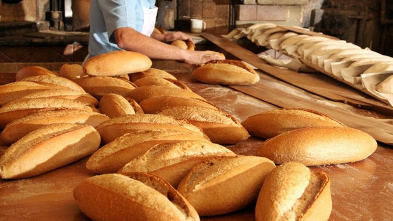 İstanbul'da Ekmek Zammı Resmen Açıklandı! Ekmek Fiyatları Ne Kadar Oldu?