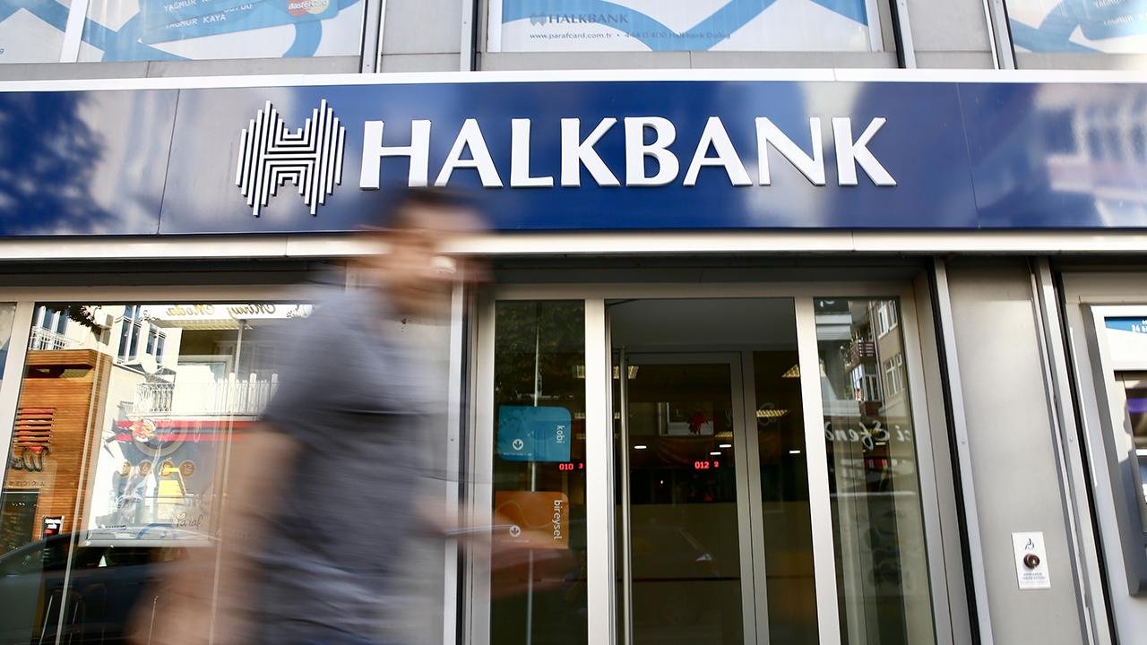 200 Bin TL Fatura Değeri Olan Otomobil İçin Kullanılacak Taşıt Kredisinin Aylık Taksiti Halkbank'ta Ne Kadardır?