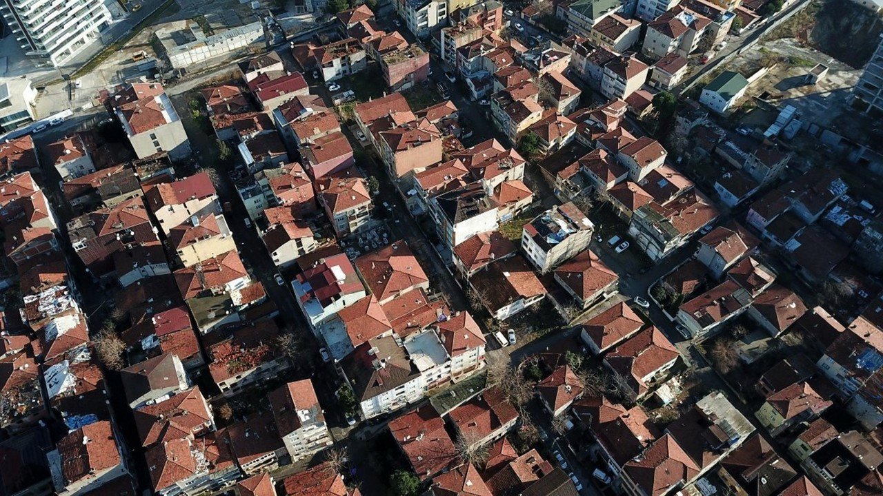 İstanbul'da Kentsel Dönüşüme Döviz Kuru Darbesi! Vatandaş Çaresiz Kaldı, Konutların Dönüşümü Aksadı!