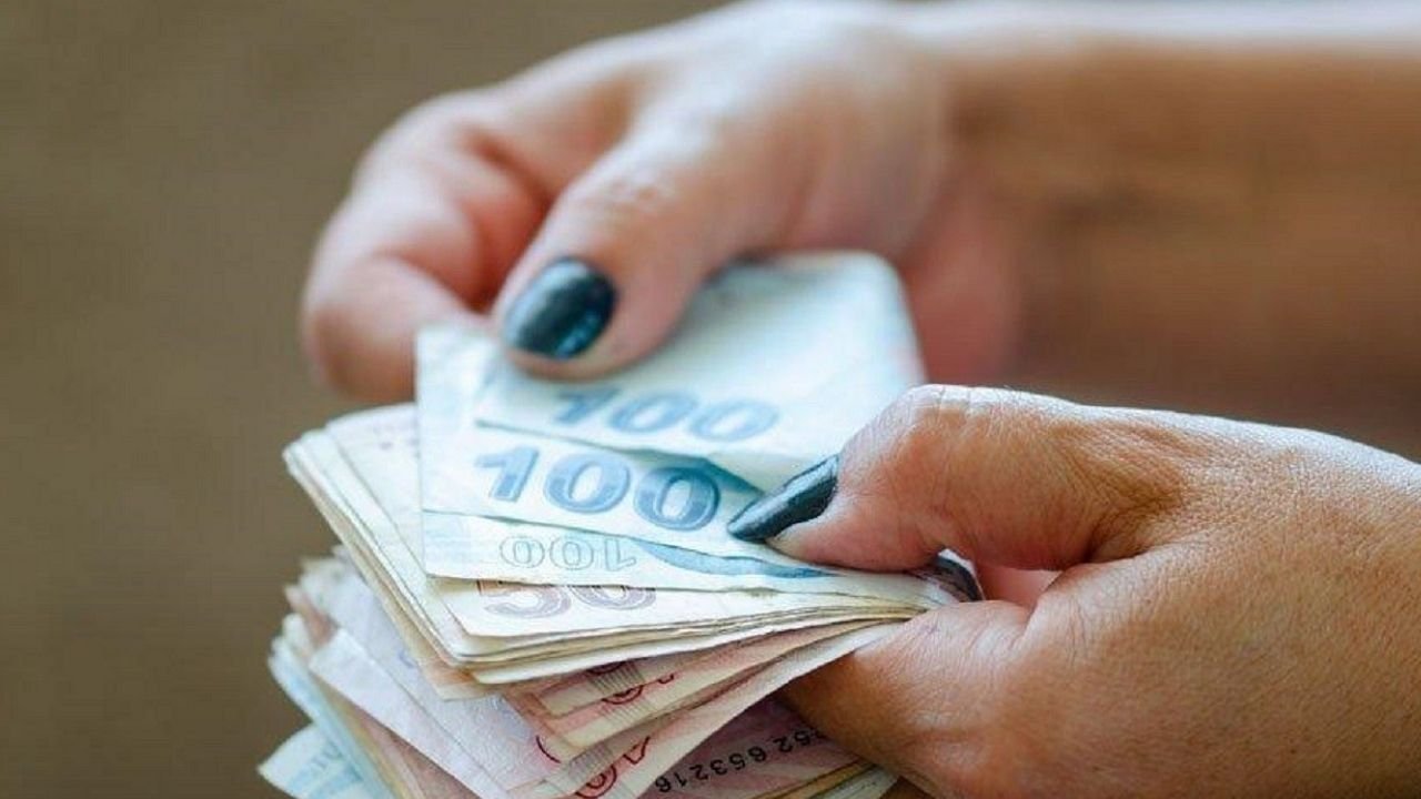 Kredi Notu Düşük Olup Paraya Sıkışanlara PTT Yetişiyor! Aktifbank ile İmzalanan Anlaşmayla Herkese Anında Destek!