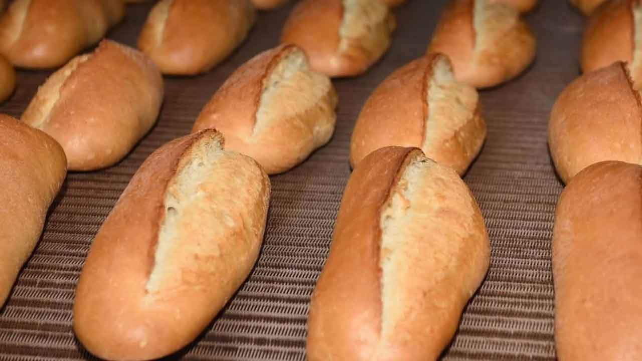 Ekmeğe Gizli Zam Oyunu: Hem Fiyat Yükseldi, Hem Gramaj Düştü!