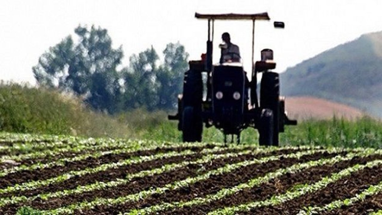 Resmi Gazete'de Yayımlanan Tarımsal Arazi Edindirme Yönetmeliği Yürürlüğe Girdi