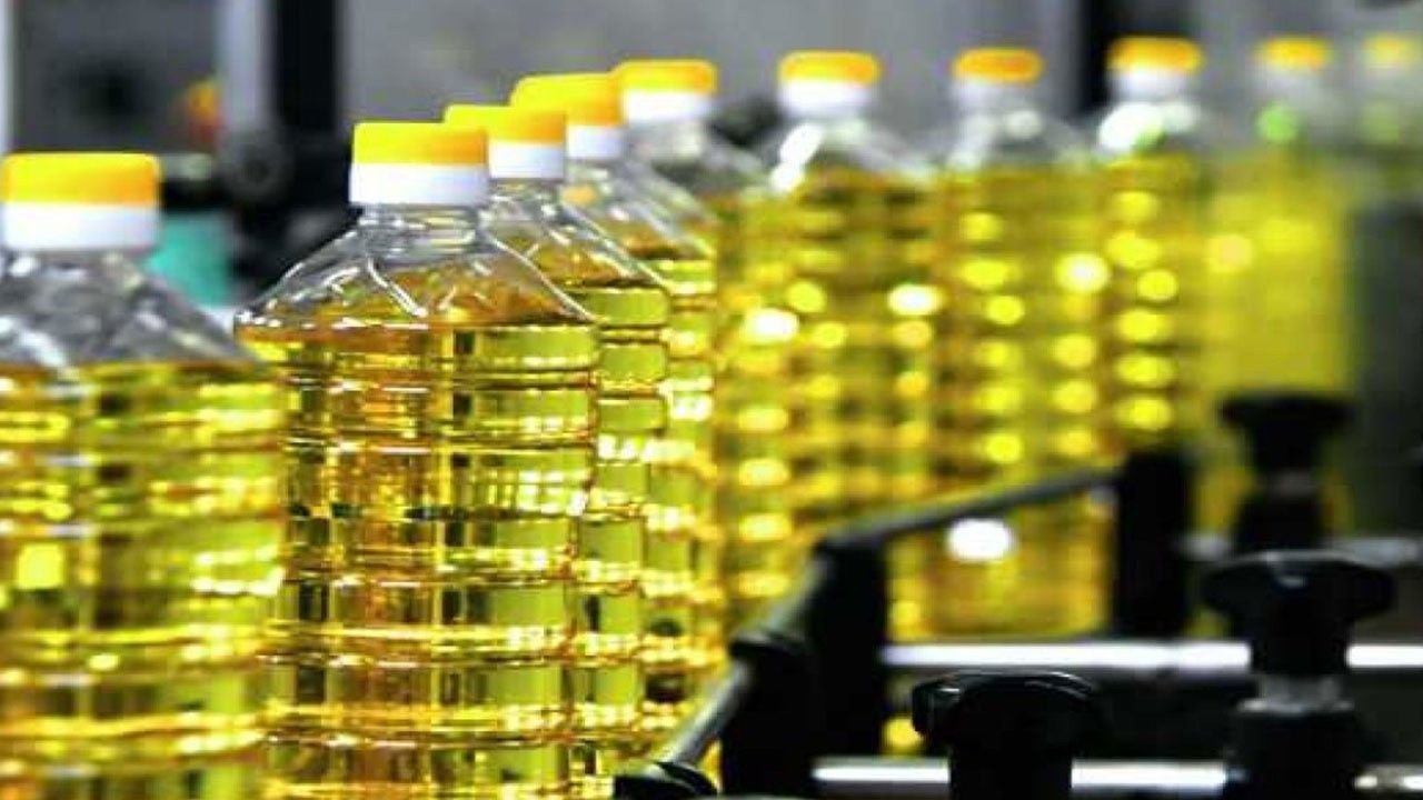 Ayçiçek Yağı İndirimi Var Mı? 16 Aralık 2021 Perşembe En Ucuz Ayçiçek Yağını Hangi Market Satıyor?