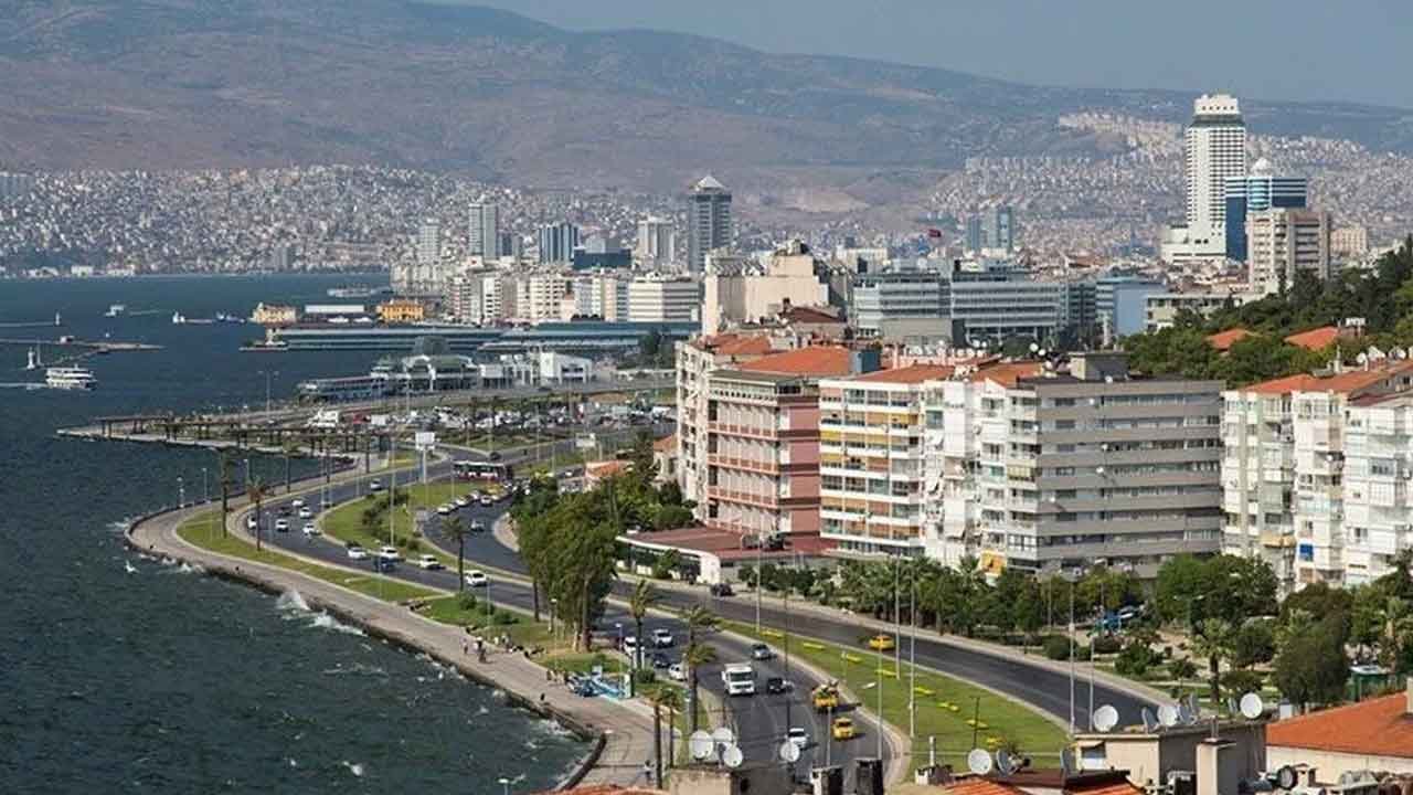 Konutları Türkler Değil Yabancılar Aldı! Yabancılar İzmir'de Konut Sahibi Olmak İçin Yarıştı