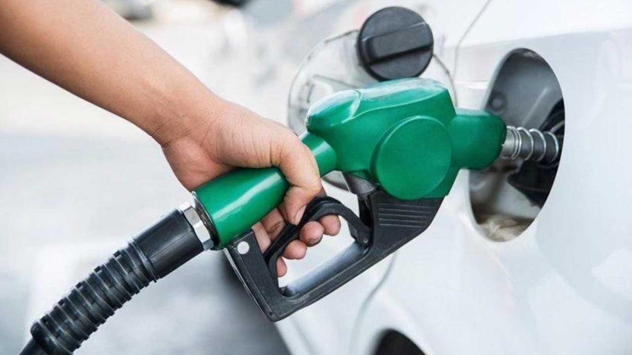 Araç Sahipleri Kuyruğa Hazır Olun! Bilgi Sektör İçinden Benzine Dev Zam Bu Gece İddiası