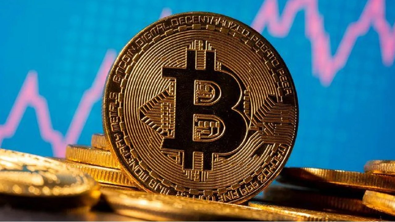 Bitcoin Fiyatları Neden Düşüyor? Altcoin Piyasası Bu Düşüş Karşısında Zirveyi Görebilir mi?