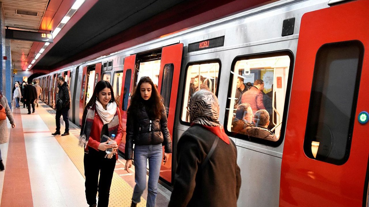 Ankara'da Toplu Ulaşıma Yılbaşı Düzenlemesi! Saat 03.00'e Kadar Uzatıldı