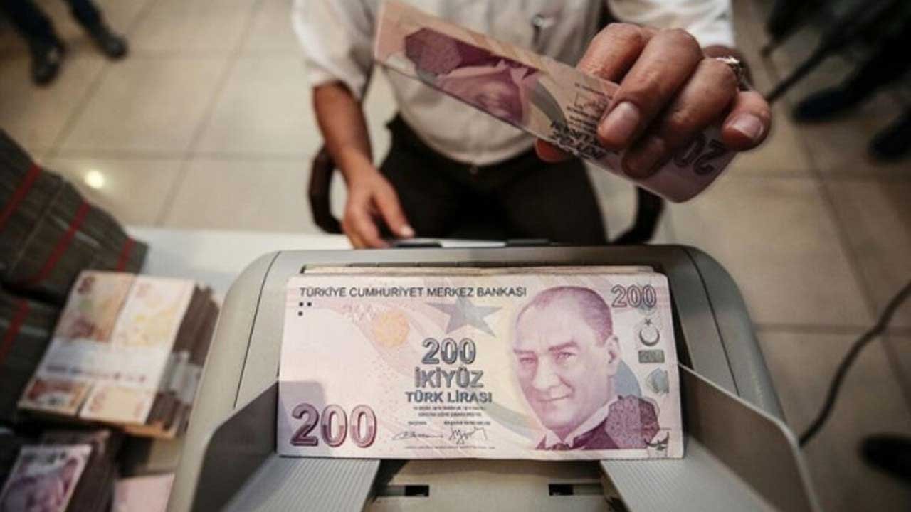 Son 2.5 Senenin Zirvesine Tırmandı, Ticari Kredi Faiz Oranları Cep Yakmaya Başladı!
