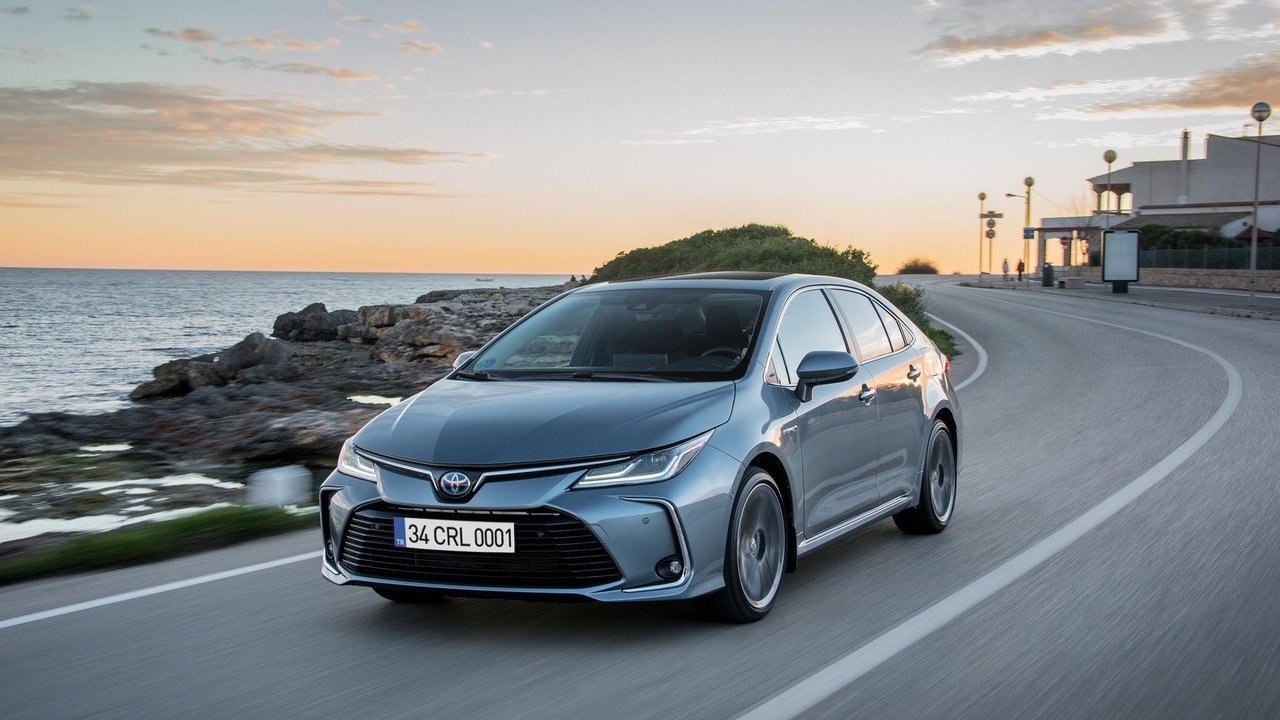 Versiyon Versiyon Toyota Yeni Corolla Fiyat Listesi Ocak 2022