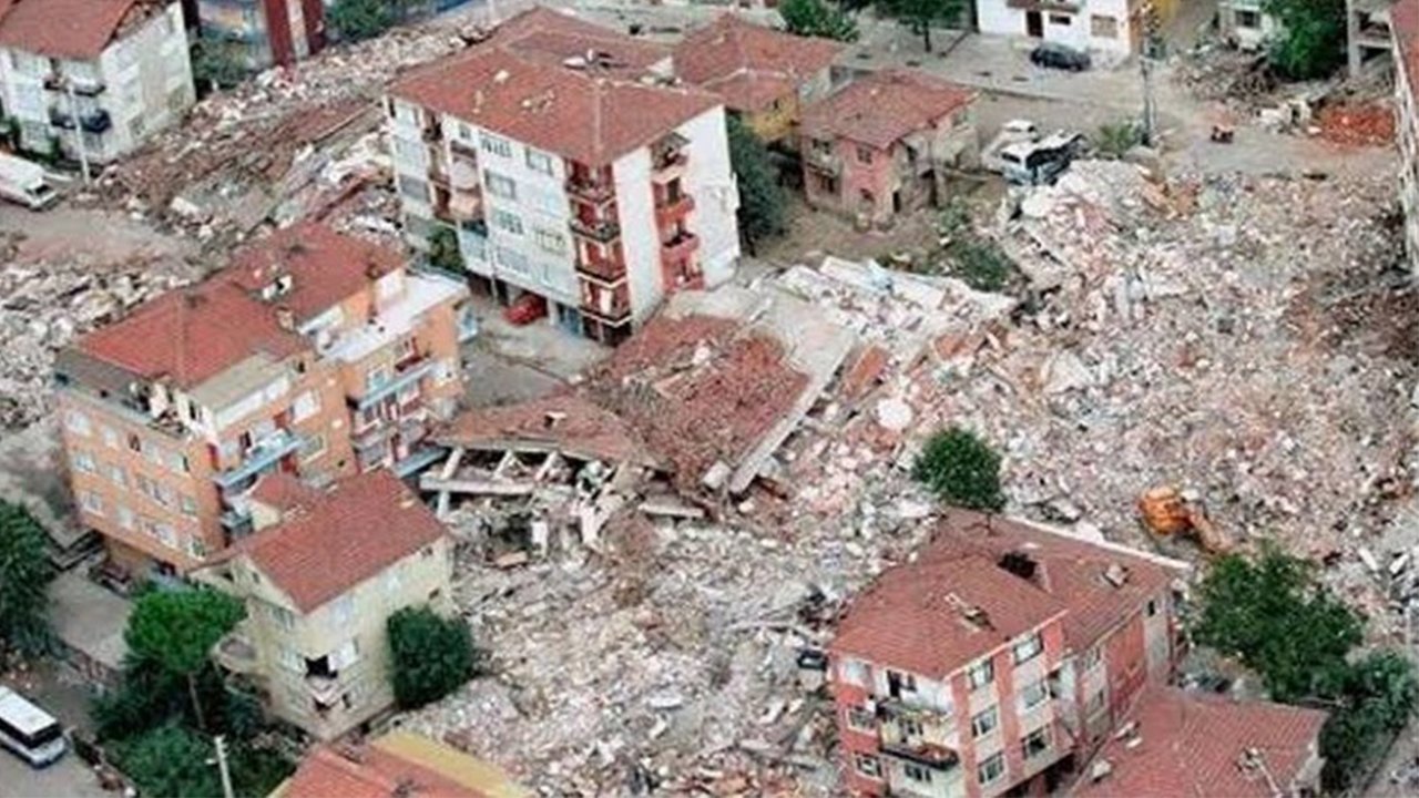 Herkes İstanbul'u Beklerken Deprem Uzmanları O İli İşaret Etti!