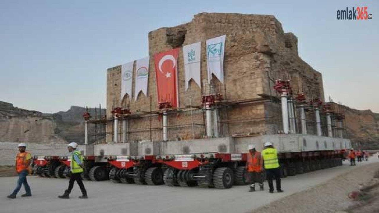 Tarihi Artuklu Hamamı Tekerlekler Üzerinde Yeni Yerine Taşındı!