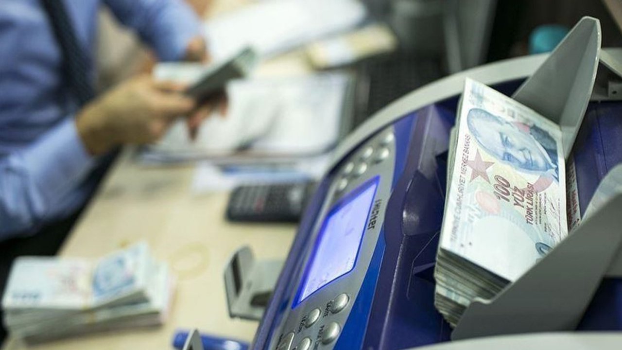 Bankaların Müşterilerden Alabilecekleri Ücretlere Düzenleme! Karar Resmi Gazete'de
