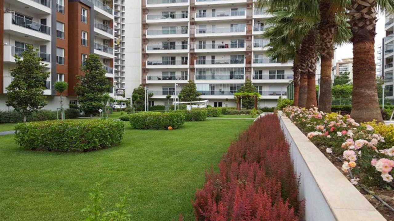 Apartmanlarda Ortak Alan Muamması! Site Bahçesi Kime Ait?