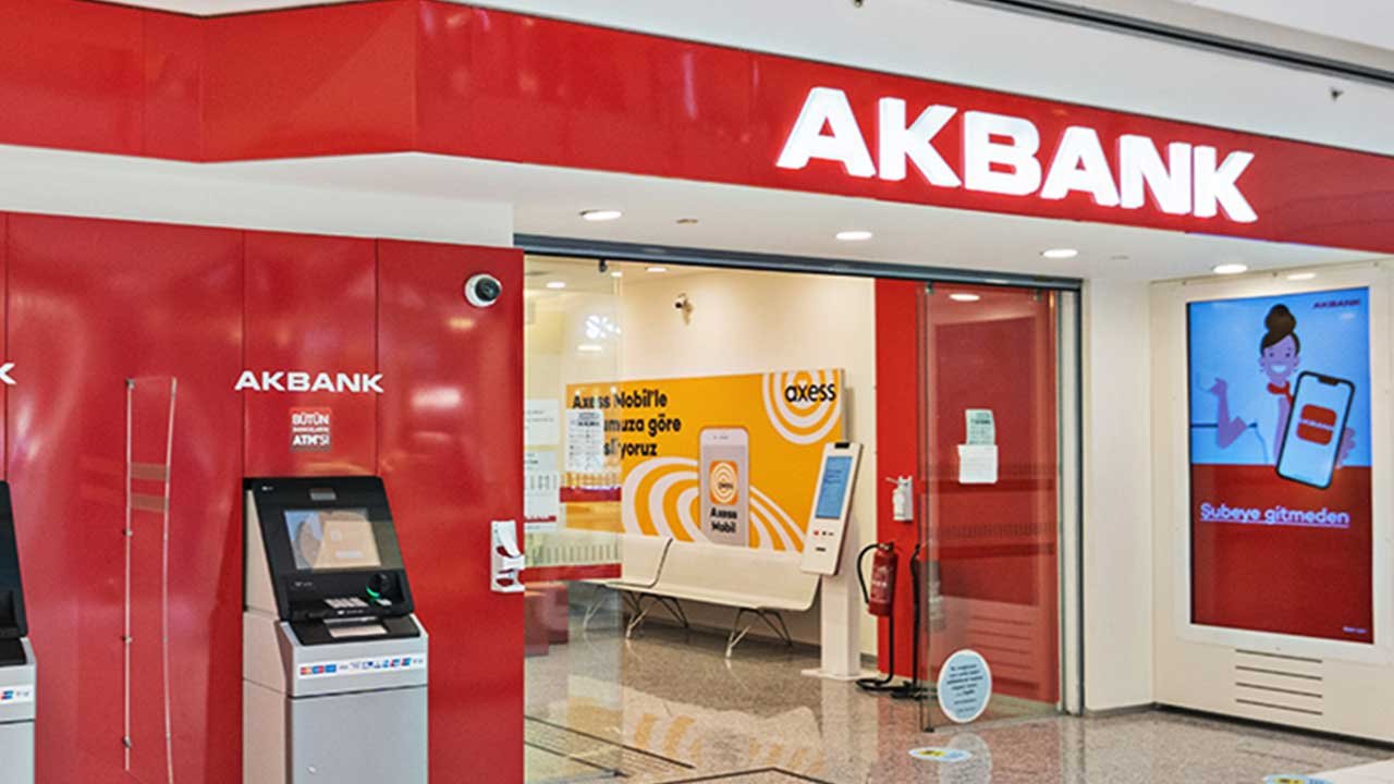 Akbank'tan Konut Kredisi Faiz İndirimi! 120 Ay Vadeli Ödeme Planı Değişti