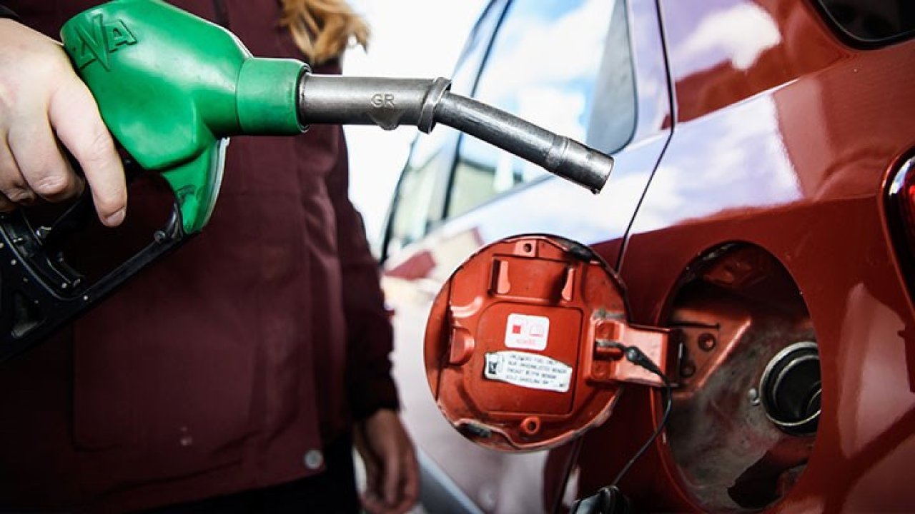 Ukrayna, Rusya, ABD Derken Olan Pompaya Oldu! Ufukta Benzin, Motorin, LPG'ye Bir Zam Daha Göründü
