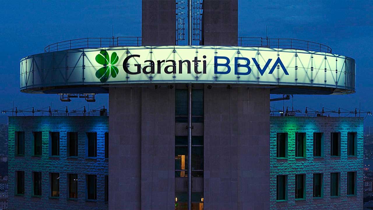 Garanti Bankası'ndan Sevgililer Günü Kıyağı! Hediyeni İnternetten Al 160 TL Kazan!