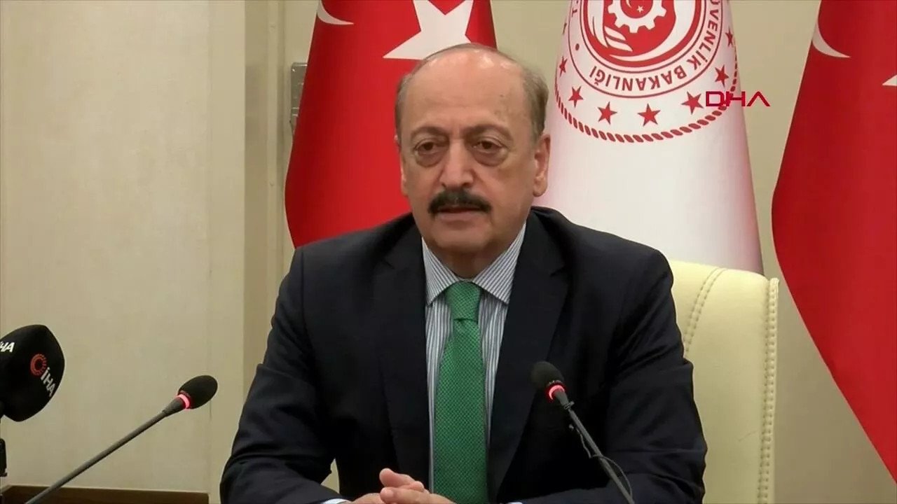 Çalışma Bakanı Açıkladı, 3600 Ek Gösterge Müzakereleri Başlıyor! Düzenleme Yasalaşırsa Memurlar Ne Kazanacak?