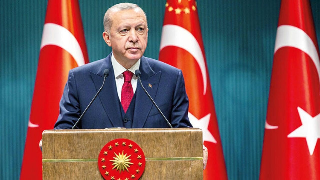 Elektrik Faturalarını Ucuzlatacak Formüller Kabine'ye Geliyor! KDV İndirimi, Kademe Artırımı, Fatura Destekleri!
