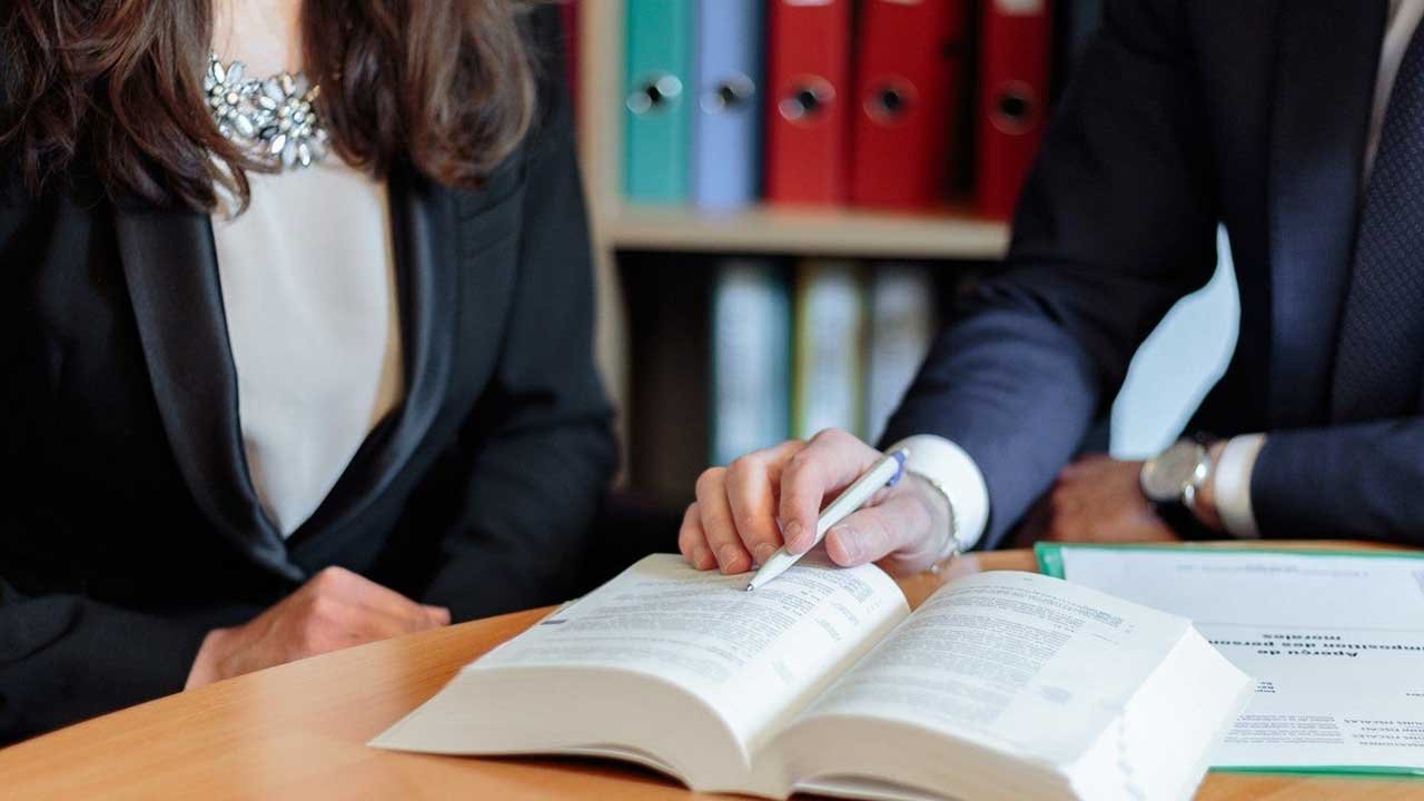 Fazla Mesai Yaptırılan İşçi Kıdem Tazminatıyla İşten Çıkabilir! 6 Gün Detayına Dikkat