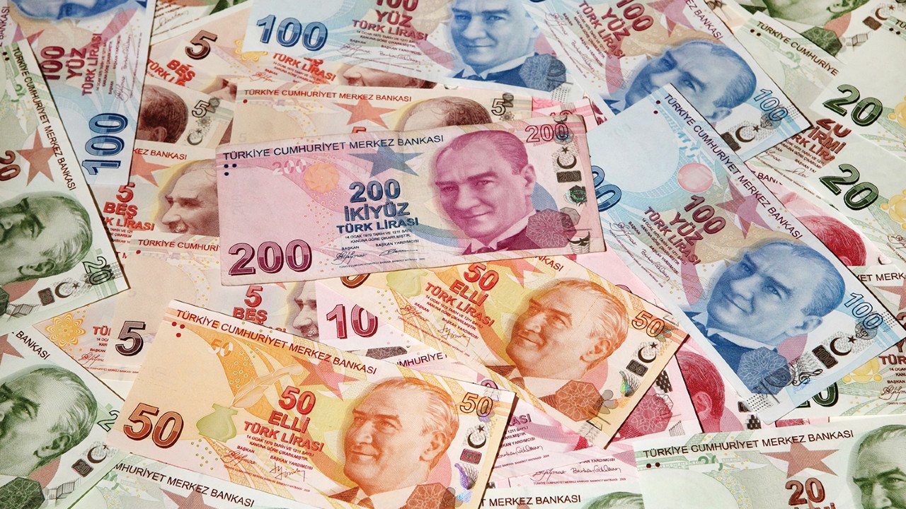 Vakıfbank ve Halkbank'tan Haftada 394 TL Taksitle 100 Bin TL Konut Kredisi