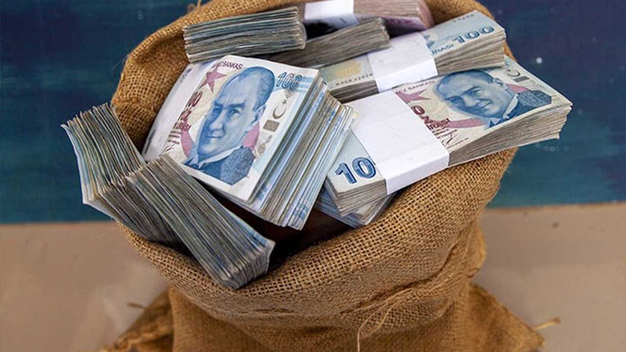 Kamudan Bile Düşük Faizlerle Tanışma Kredisi! QNB, TEB, Enpara Günde 26 TL Taksitle İhtiyaç Kredisi