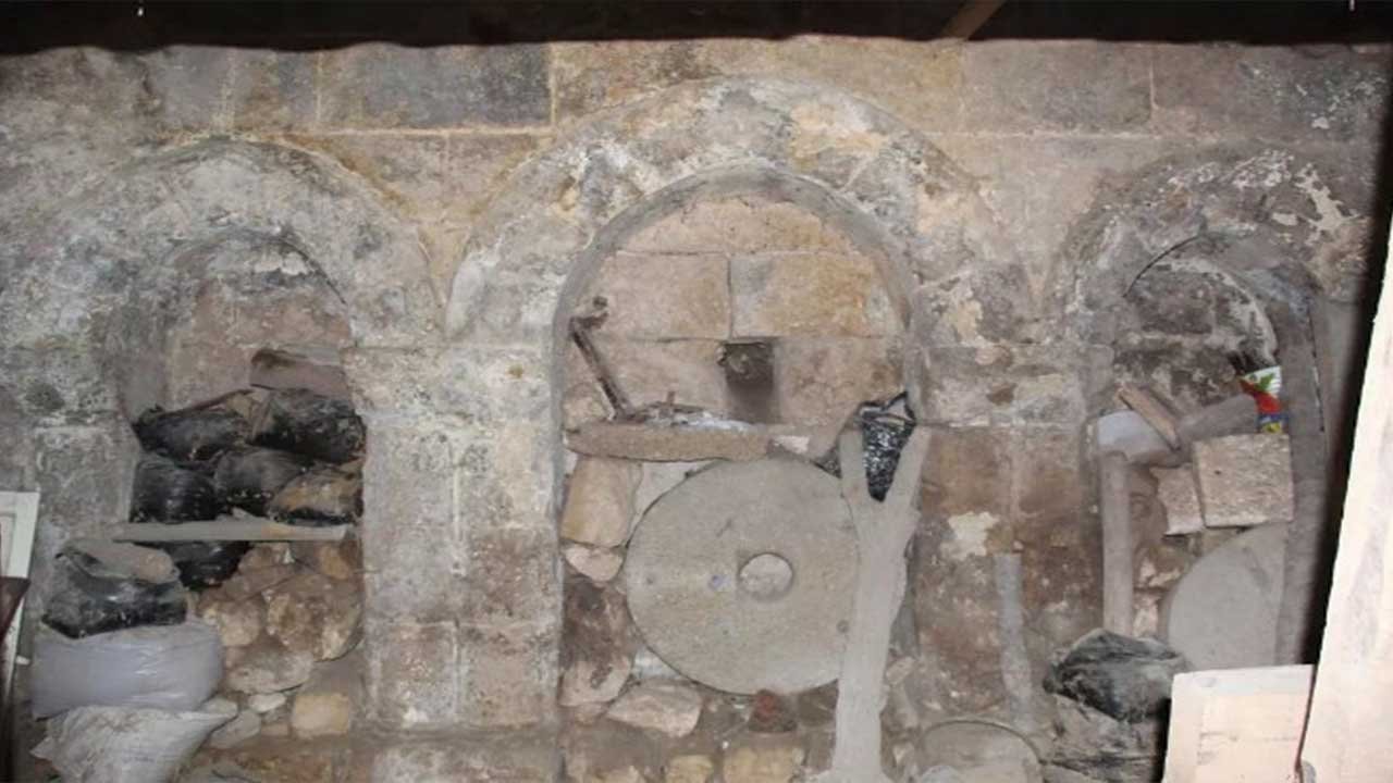 Babadan Miras Kalan 1700 Yıllık Kilise Satışa Çıktı!