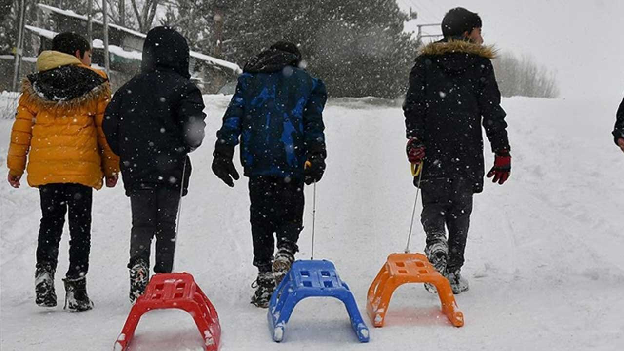 Ankara, İstanbul, Bursa, Balıkesir! 14 Mart Pazartesi Kar Tatili Var Mı, Okullar Açık Mı, Tatil Mi?