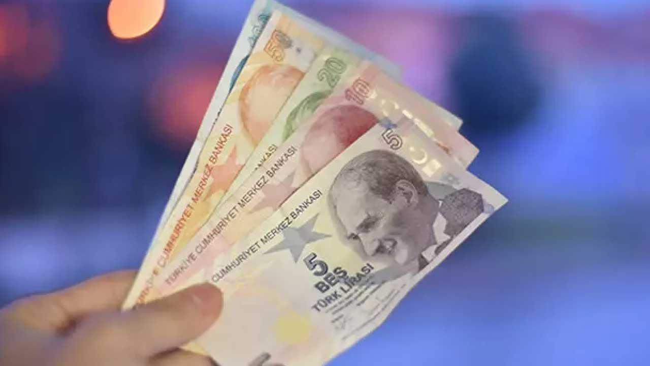 İhtiyaç Kredisi Müjdesi Değil Borç Para Fırsatı! Çektiğini Ödeten 1 Kuruş Faiz Olmayan Banka Kampanyası