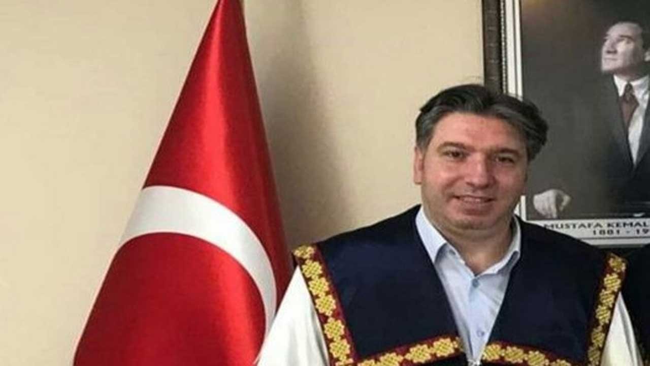 Yalova Üniversitesi Rektörü Değişti! Prof. Dr. Mehmet Bahçekapılı Kimdir, Kaç Yaşında, Mesleği Ne?