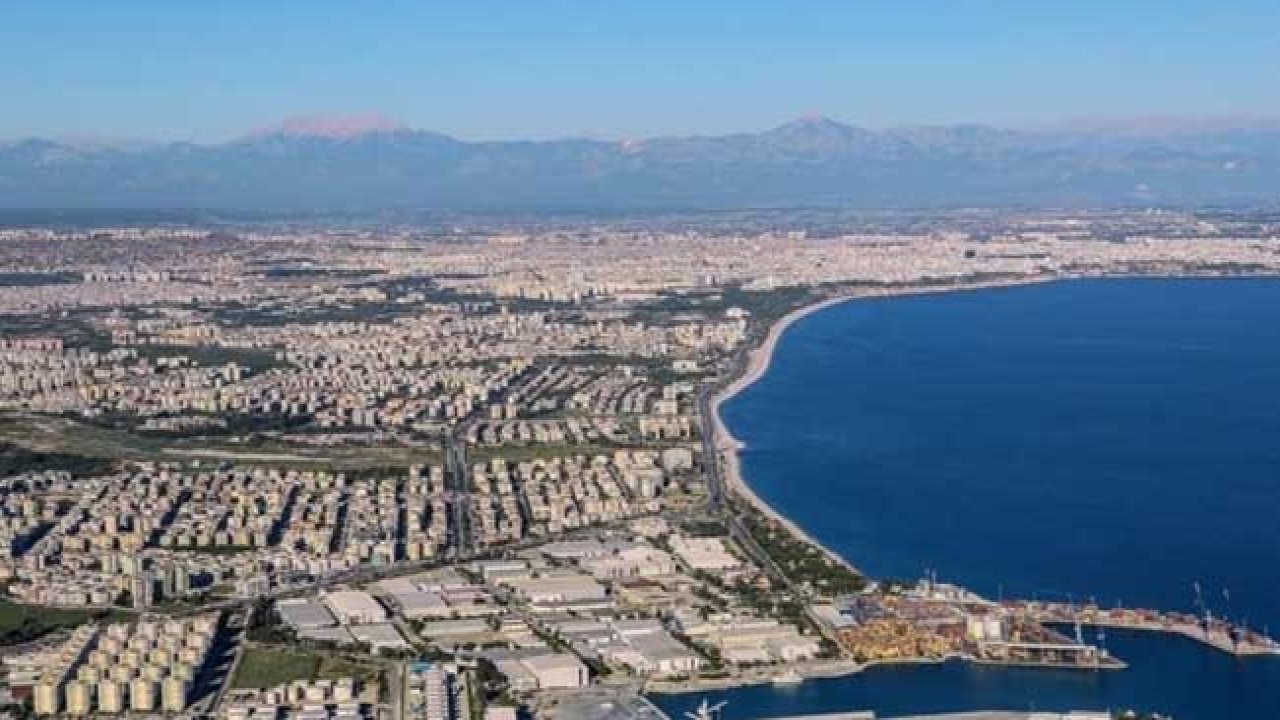 Antalya'da 101.323 m2 turizm imarlı arsa satışa çıkarıldı ihale 29 Nisan tarihinde